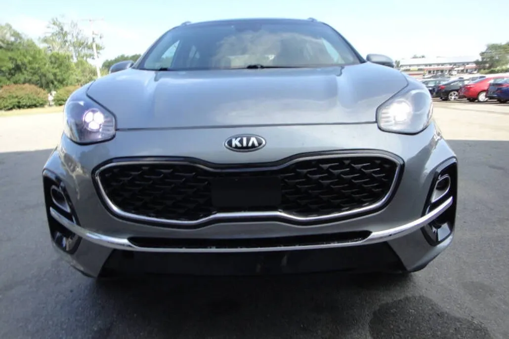 2020 Kia Sportage EX photo 1