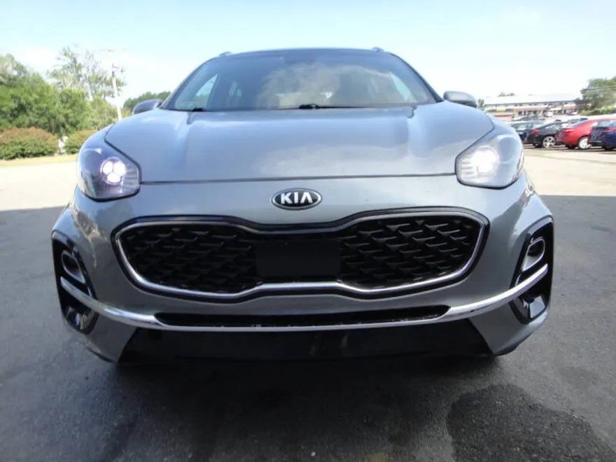 2020 Kia Sportage EX photo 1