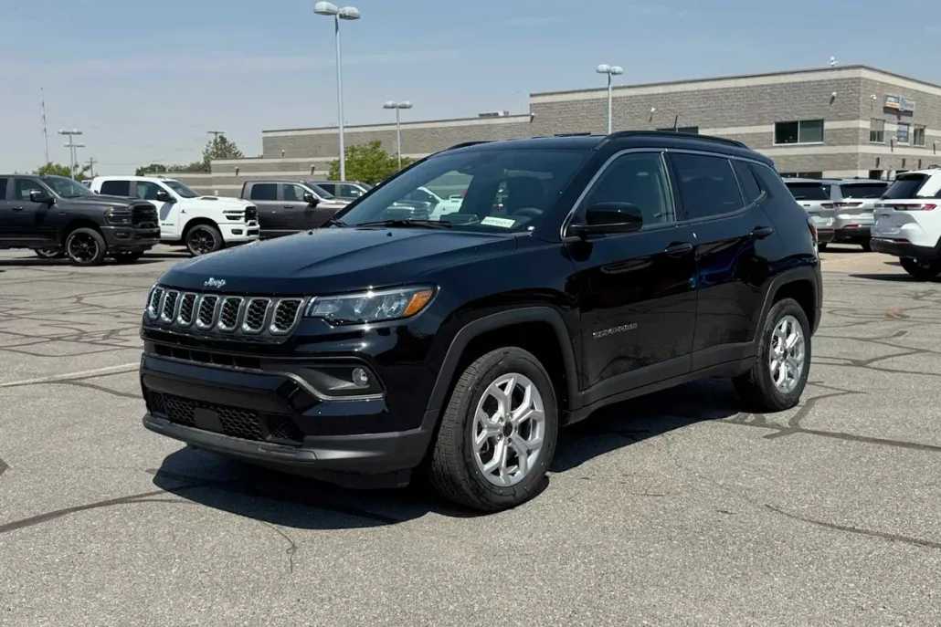 2025 Jeep Compass Latitude photo 1