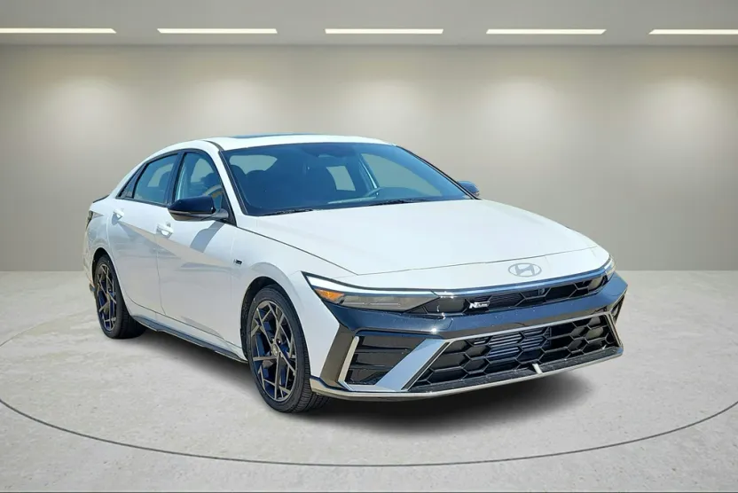 2025 Hyundai Elantra N Line photo 1
