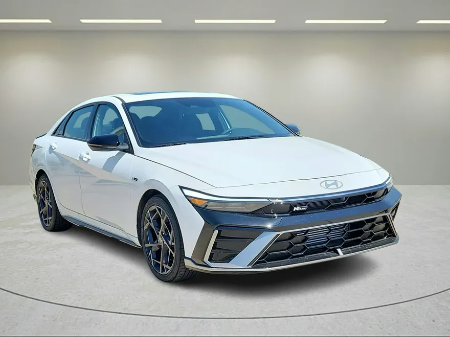2025 Hyundai Elantra N Line photo 1
