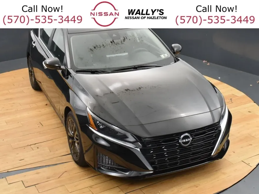 2025 Nissan Altima SV photo 1