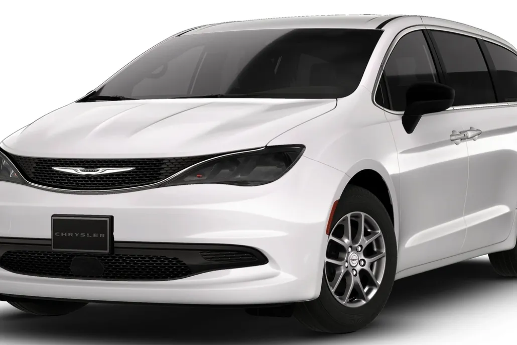 2026 Chrysler Voyager LX photo 1