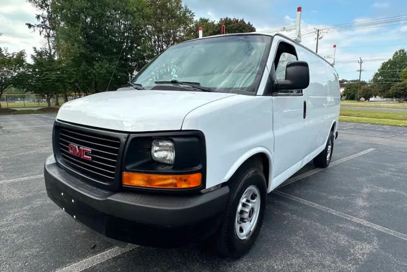 2015 Gmc Savana 2500 Cargo photo 1