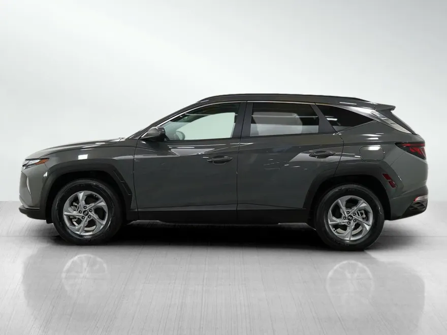 2024 Hyundai Tucson SEL photo 1