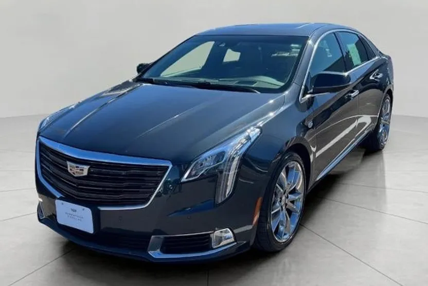 2018 Cadillac XTS Platinum V-Sport photo 1