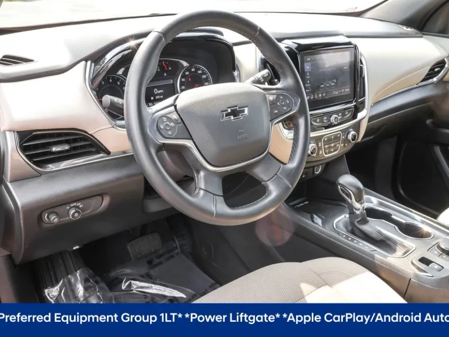 2023 Chevrolet Traverse 1LT photo 1