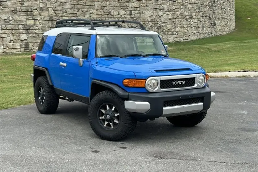 2007 Toyota FJ Cruiser Base photo 1