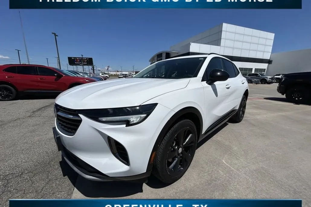 2021 Buick Envision Essence photo 1