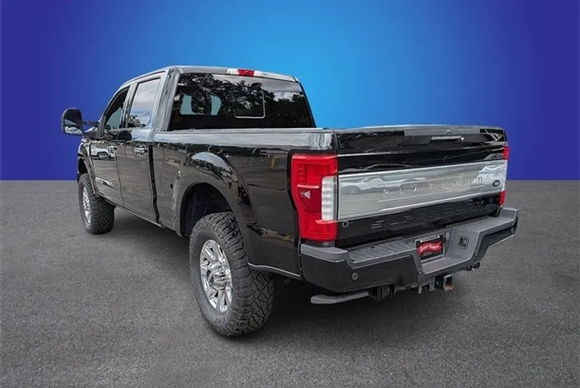 2017 Ford F-350 photo 1