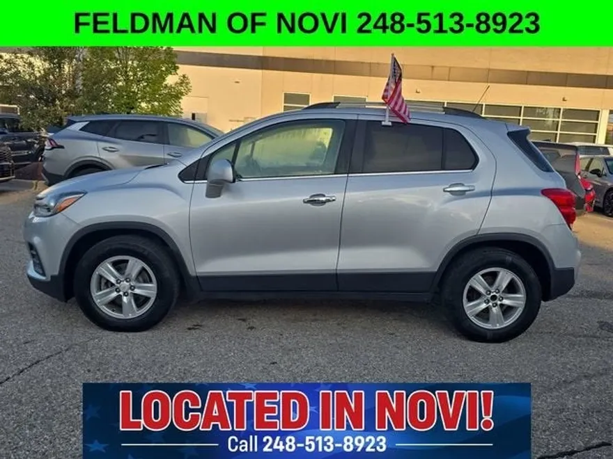 2019 Chevrolet Trax LT photo 1