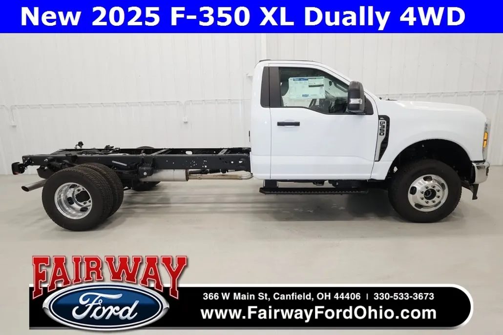 2025 Ford F-350 photo 1