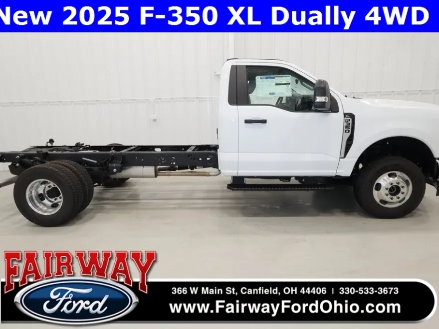 2025 Ford F-350 photo 1