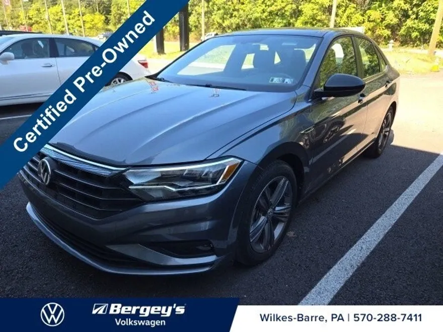 2021 Volkswagen Jetta 1.4T R-Line photo 1