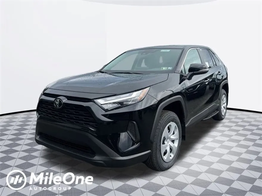2025 Toyota RAV4 LE photo 1