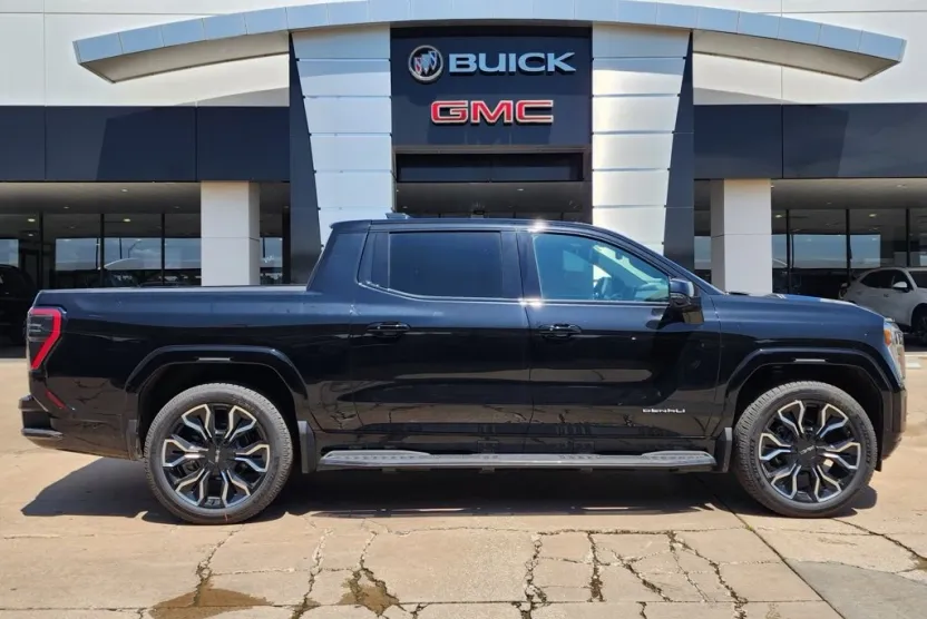 2025 Gmc Sierra EV Denali photo 1