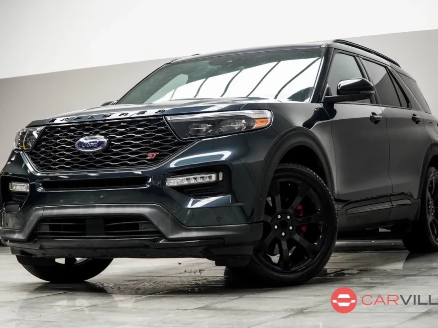 2022 Ford Explorer ST photo 1