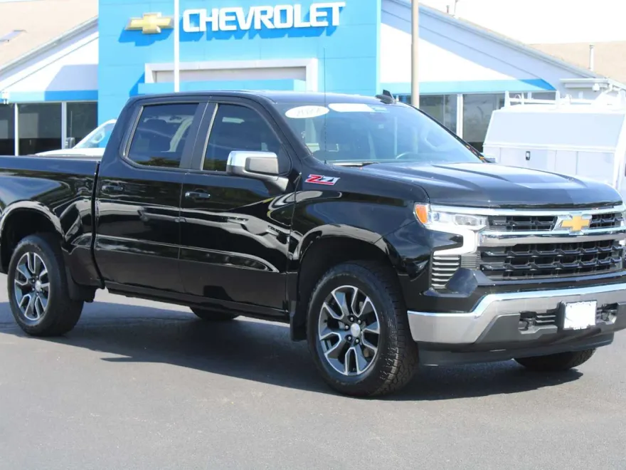2022 Chevrolet Silverado 1500 photo 1
