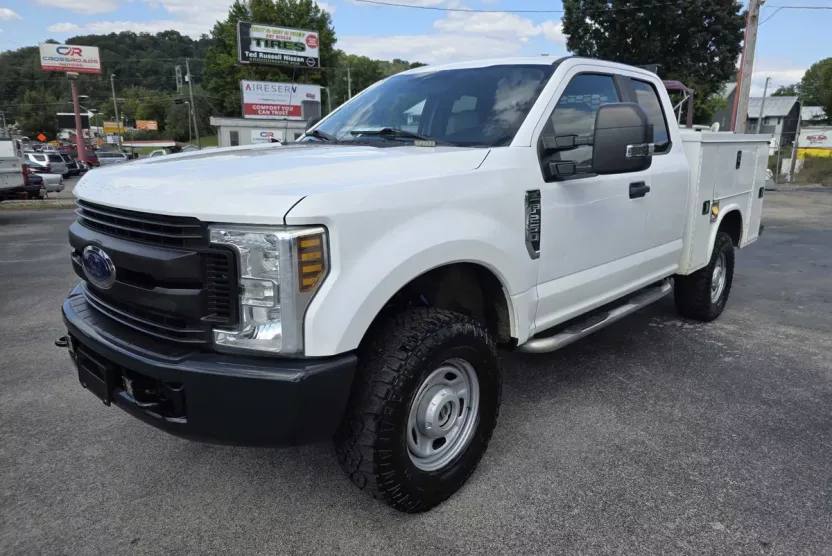 2018 Ford F-250 XL photo 1