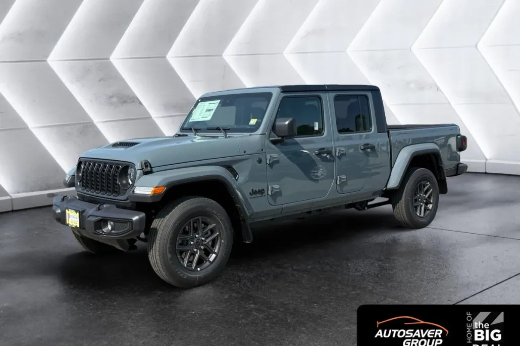 2025 Jeep Gladiator Sport S photo 1
