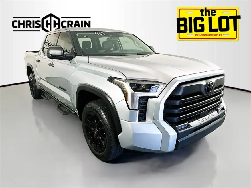 2022 Toyota Tundra SR5 photo 1