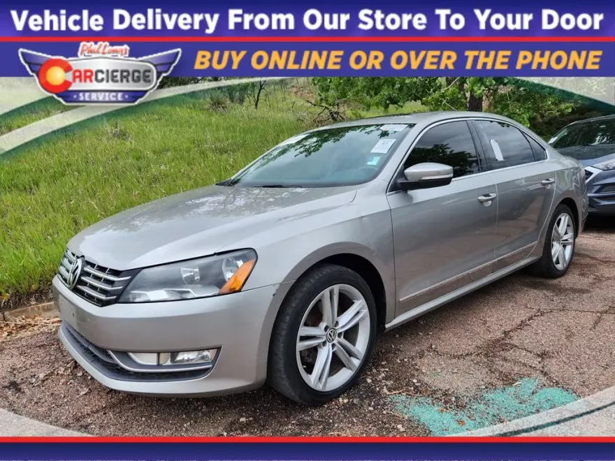 2014 Volkswagen Passat SE photo 1