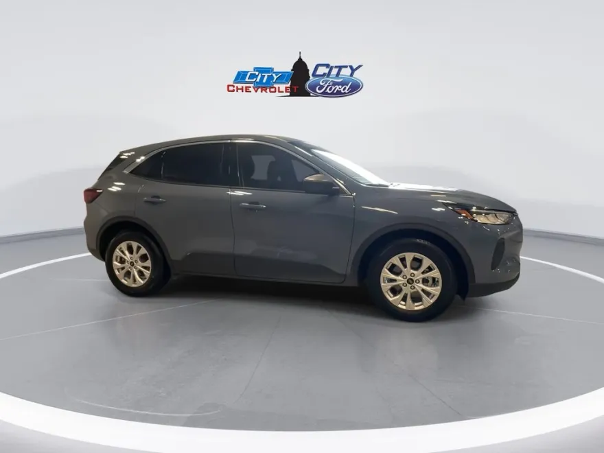 2024 Ford Escape Active photo 1