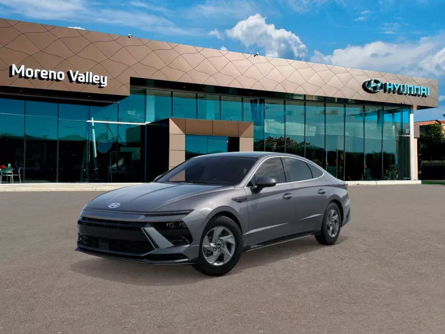 2025 Hyundai Sonata SE photo 1