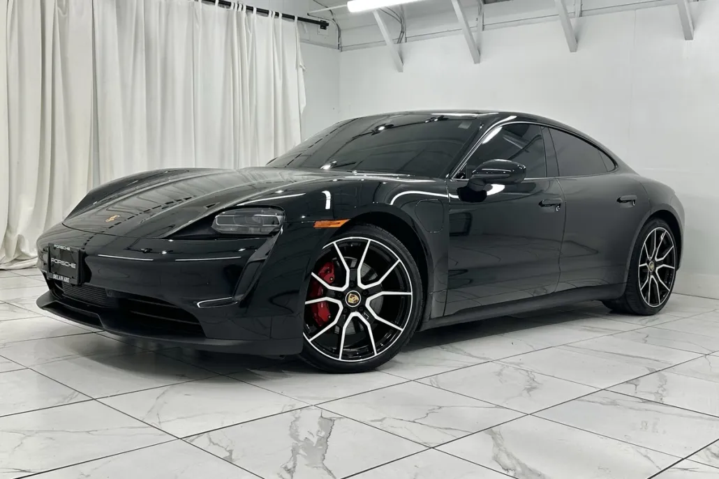 2024 Porsche Taycan Base photo 1