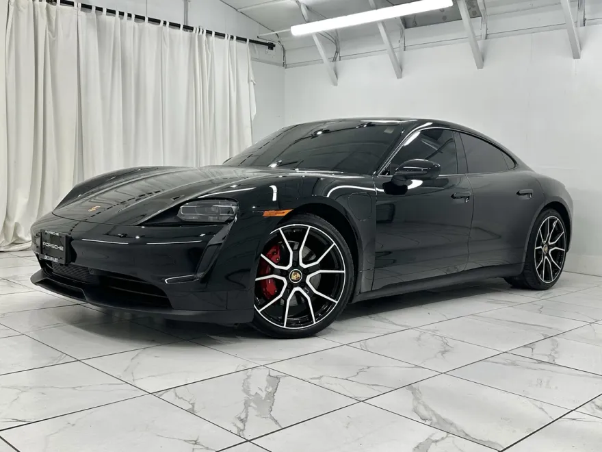2024 Porsche Taycan Base photo 1