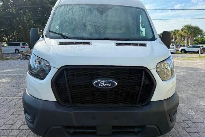 2022 Ford Transit Cargo Van photo 1