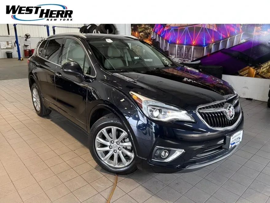 2020 Buick Envision Essence photo 1