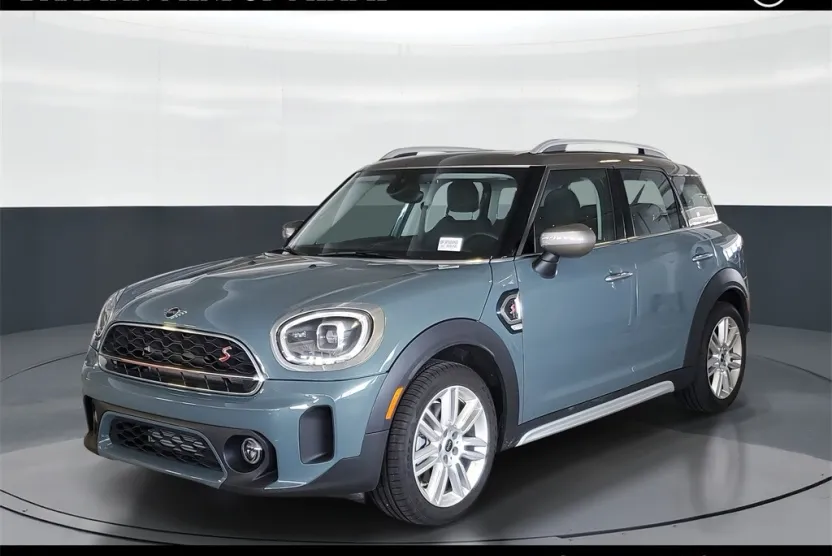 2023 Mini Countryman S photo 1