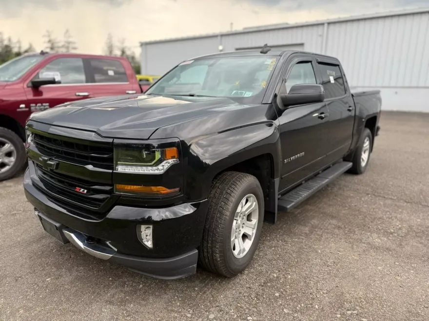 2018 Chevrolet Silverado 1500 LT2 Z71 photo 1