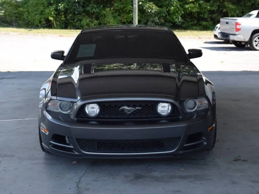 2014 Ford Mustang GT Premium photo 1