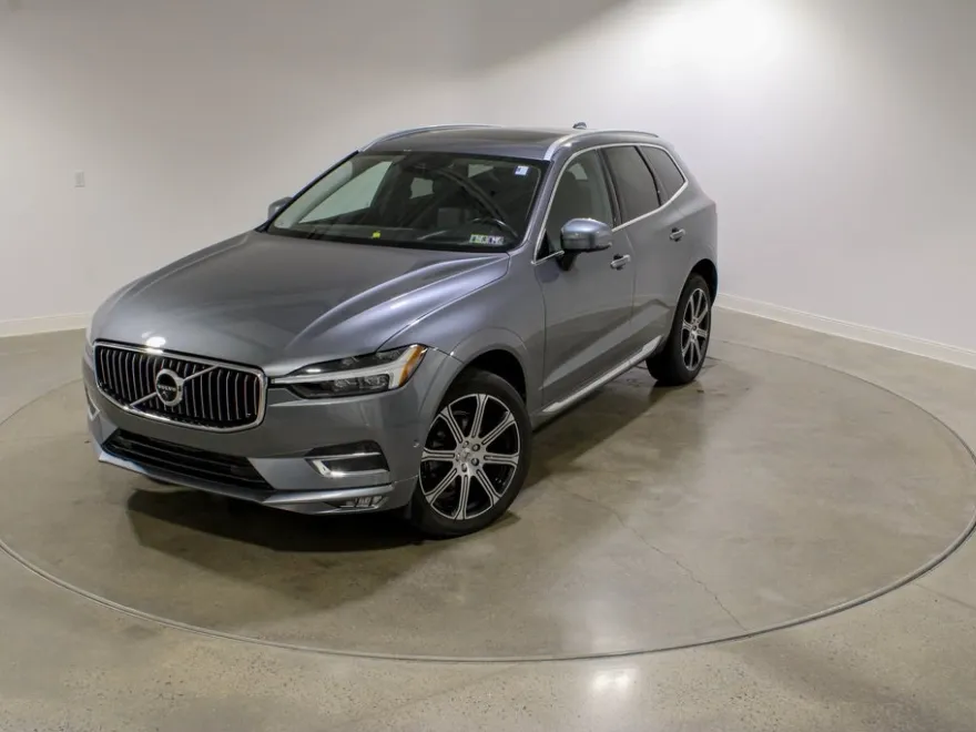 2021 Volvo XC60 T5 Inscription photo 1