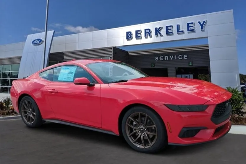 2025 Ford Mustang EcoBoost Premium photo 1