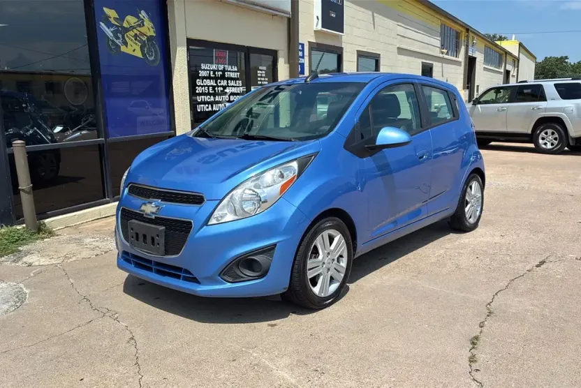 2015 Chevrolet Spark LS photo 1