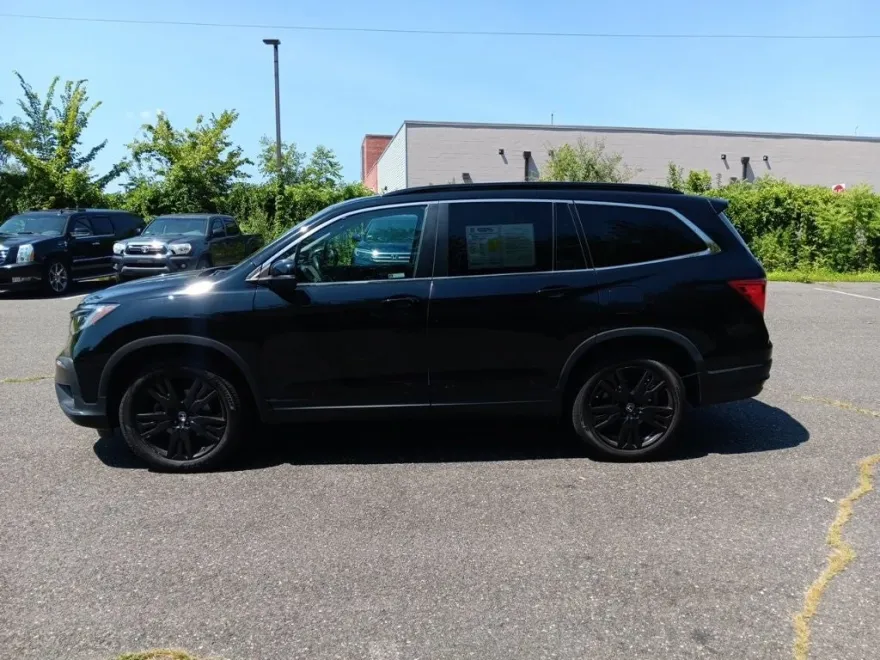 2022 Honda Pilot Special Edition photo 1