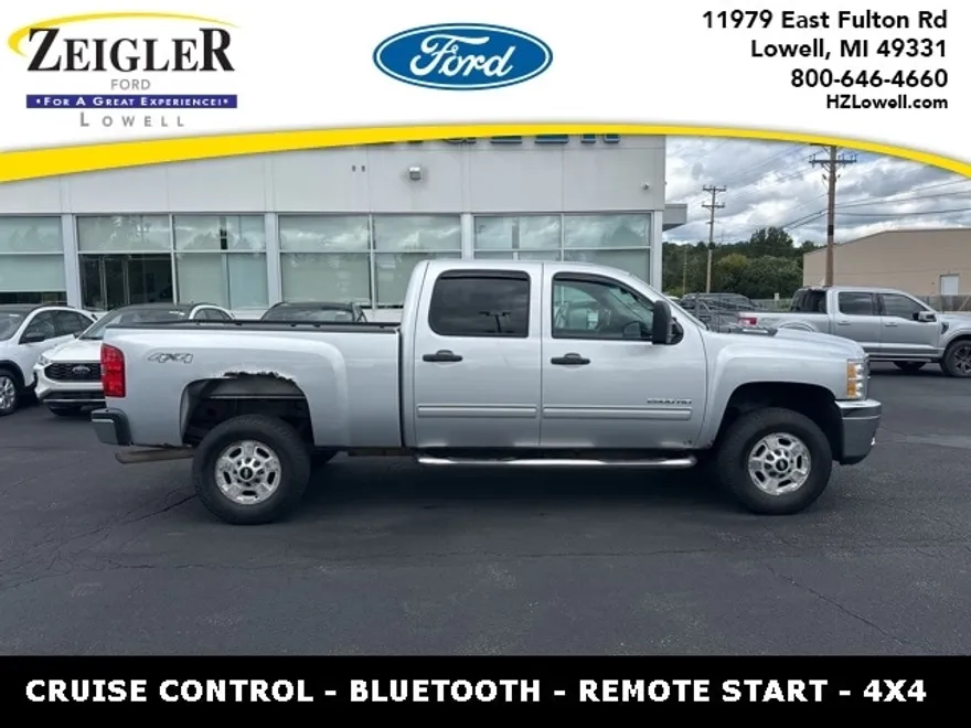 2012 Chevrolet Silverado 2500HD LT photo 1