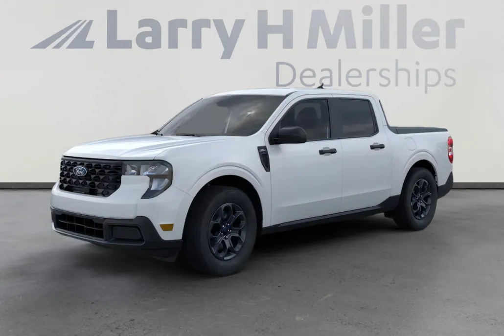 2025 Ford Maverick XLT photo 1