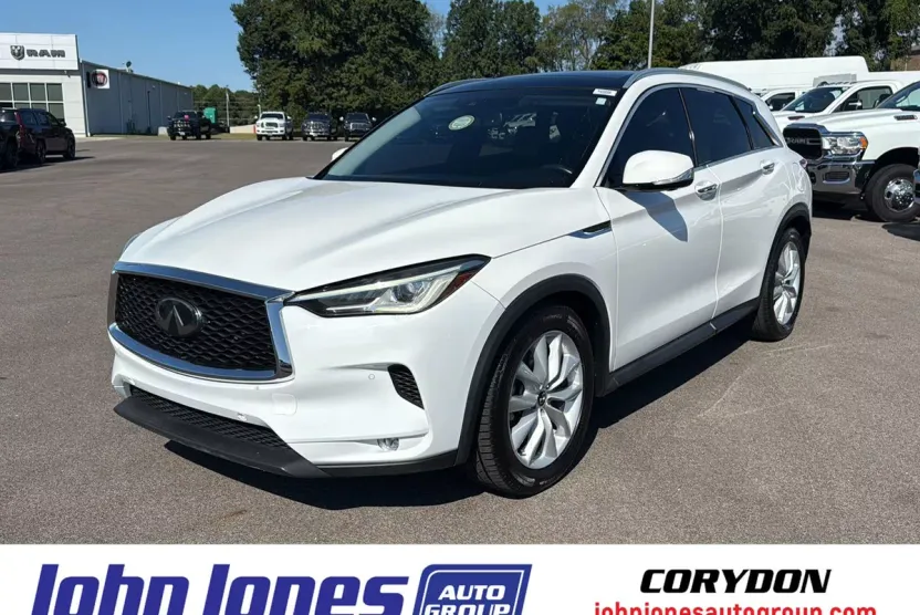 2019 Infiniti QX50 Essential photo 1