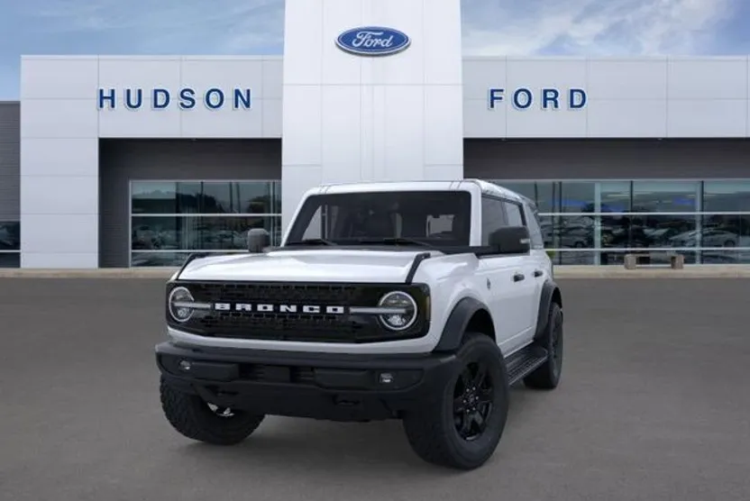 2025 Ford Bronco Outer Banks photo 1