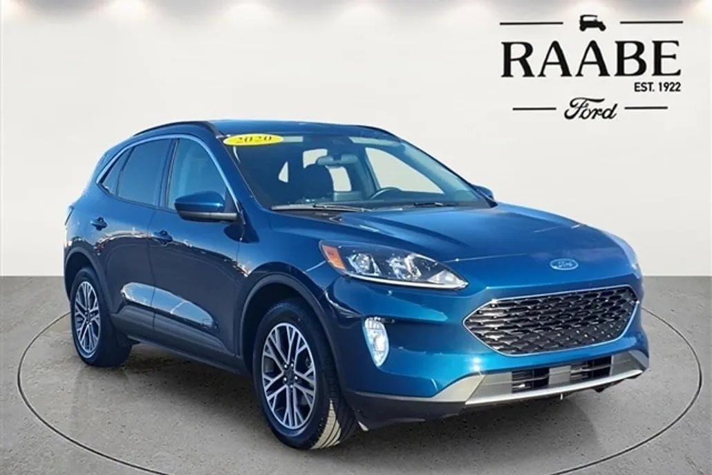 2020 Ford Escape SEL photo 1