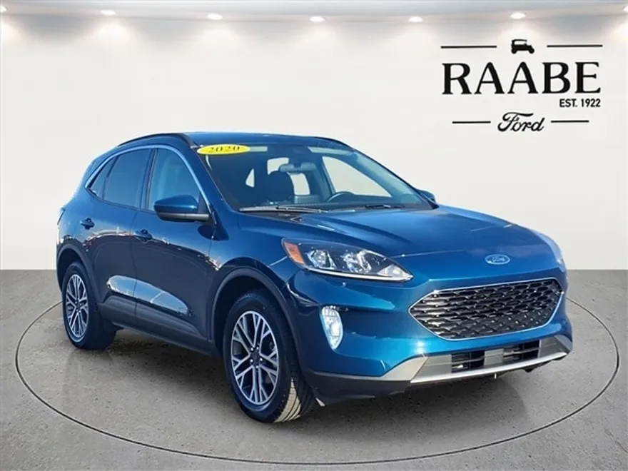 2020 Ford Escape SEL photo 1