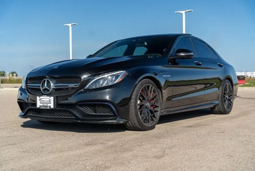 2018 Mercedes Benz C AMG 63 S photo 1
