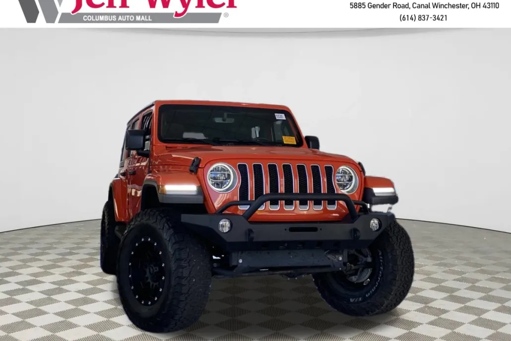 2019 Jeep Wrangler Unlimited Sahara photo 1