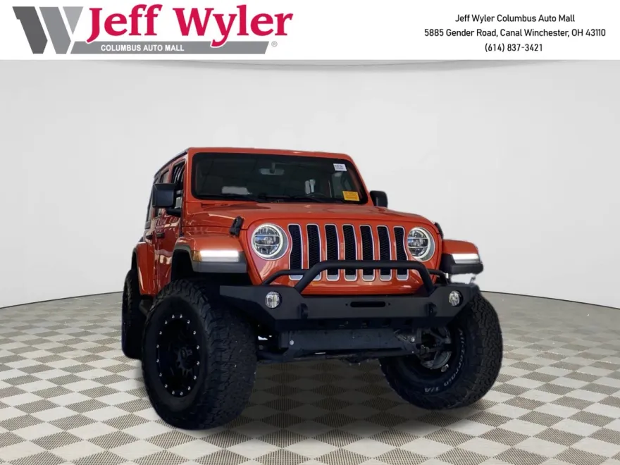2019 Jeep Wrangler Unlimited Sahara photo 1