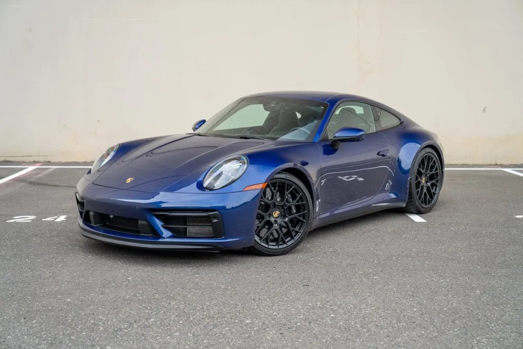 2024 Porsche 911 GTS photo 1