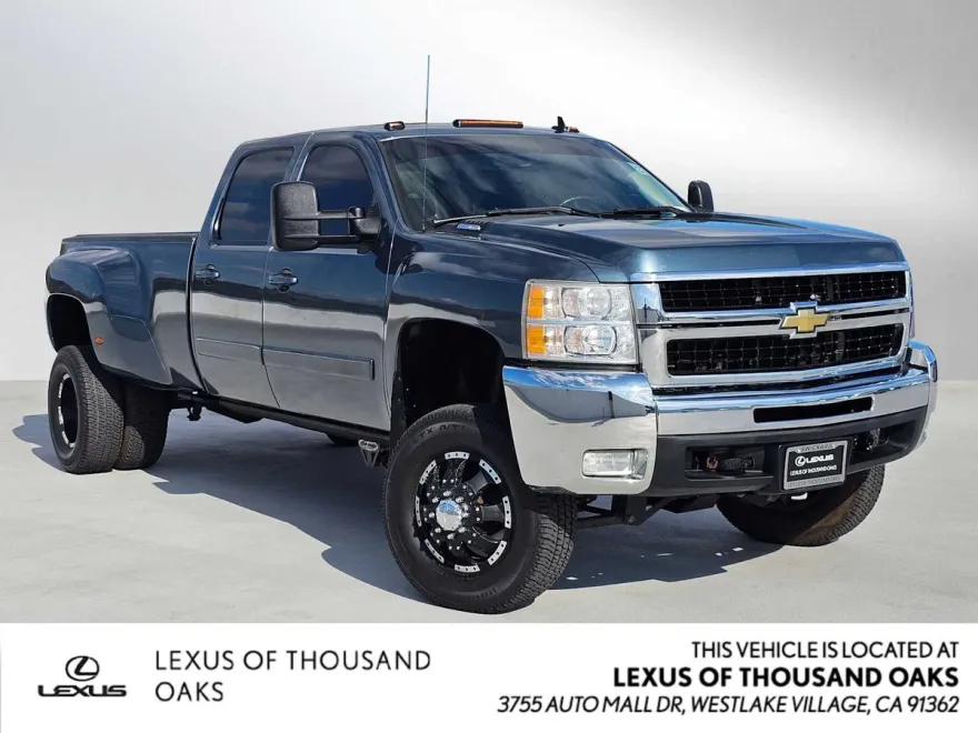 2008 Chevrolet Silverado 3500HD LTZ photo 1